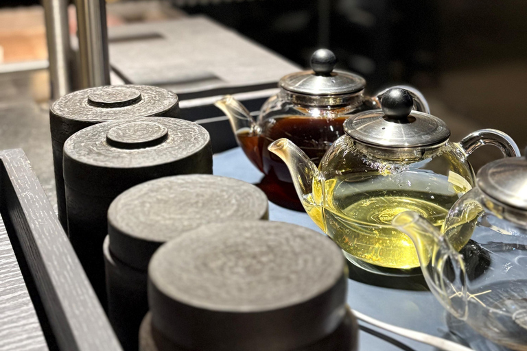 جيجو: جولة مجموعة صغيرة مع قطف الكاميليا واليوسفي