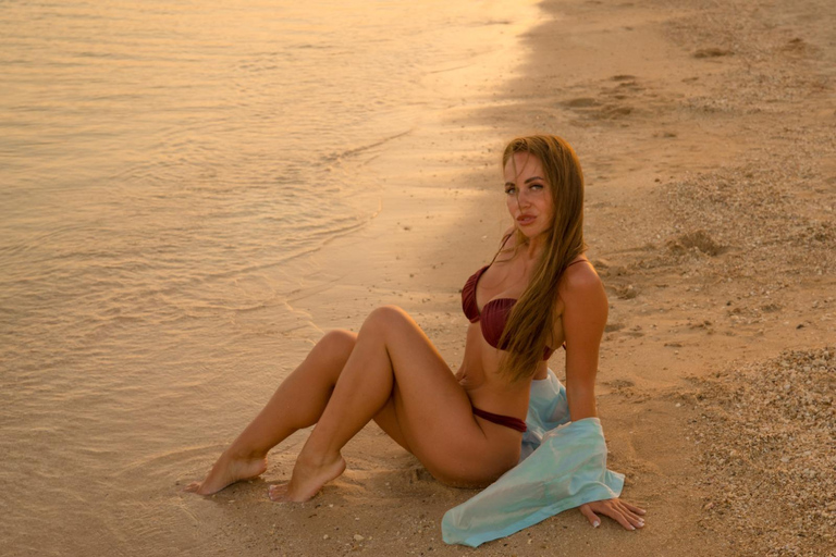 Hurghada : séance photo privée avec prise en charge et retour à l&#039;hôtelSéance photo privée de 3 heures dans 3 lieux différents