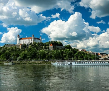 Private Day Tour from Budapest to Bratislava