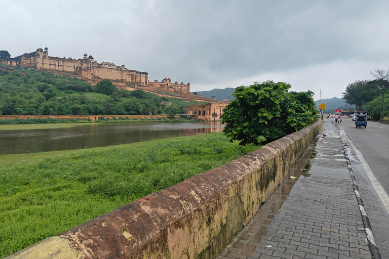 Jaipur: Full-Day Pink City Tour with Masala Tea Tour by Car and Driver with a Guide
