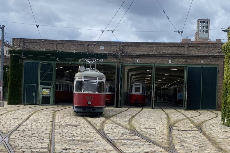 Wycieczka tramwajem Oldtimer po Wiedniu: z degustacjąWycieczka tramwajem Oldtimer po Wiedniu