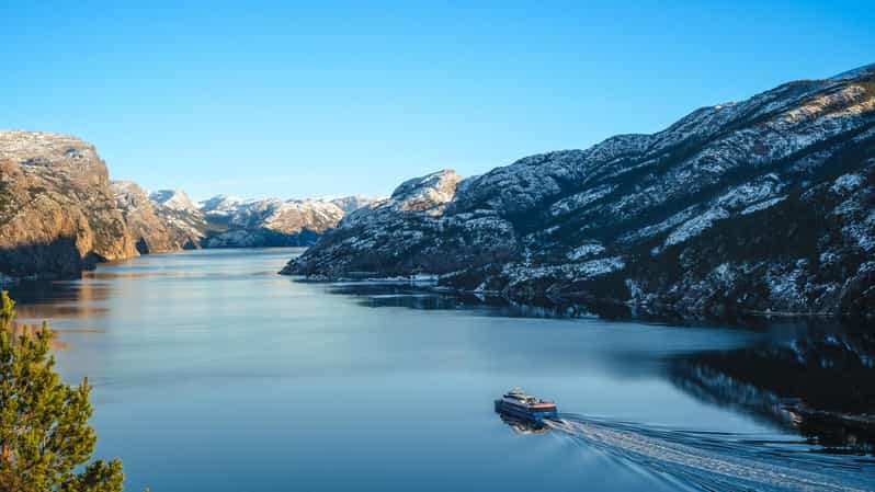 Stavanger: rejs elektryczną łodzią po fiordach do Lysefjord i Preikestolen