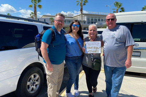 Los Cabos: Premium Transfer Airport - Tourist Corridor Round Trip