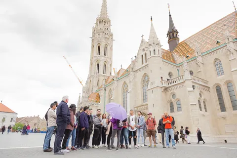 Tour a piedi del Castello di Buda: Bastione dei Pescatori - Palazzo Reale