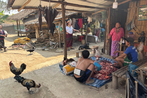 Chiang Rai: Popular Sightseeing Tour 7 places , Buffet Lunch Chiang Rai: Popular Sightseeing Tour 7 places ,Buffet Lunch