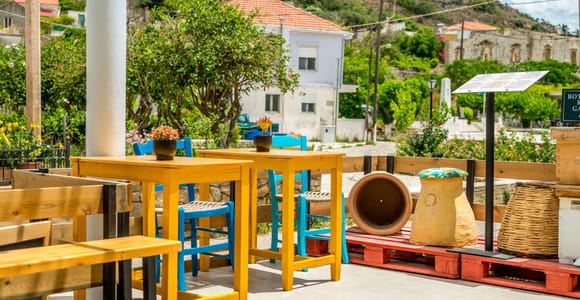 Platanias: Guided trip with Honey Tastings & Farmer&#39;s Market