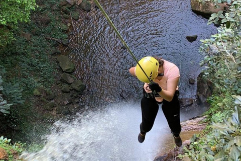 Santa Marta & Minca: Jungle Hike and Waterfall Rappelling