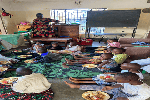 Moshi: Visita a la escuela de la Fundación Thrive Nest con almuerzo