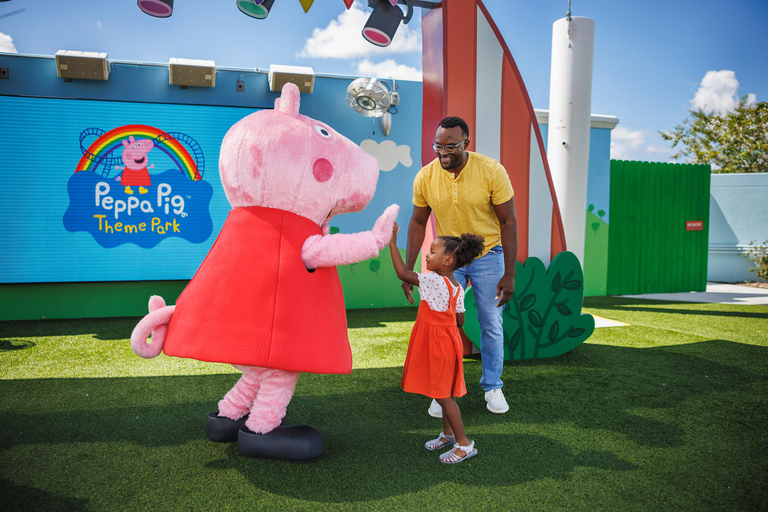 Peppa Pig Theme Park Dallas Fort Worth Entry Ticket PEPPA PIG Theme Park Dallas Ft. Worth + Peppa Pig Ears (B4)