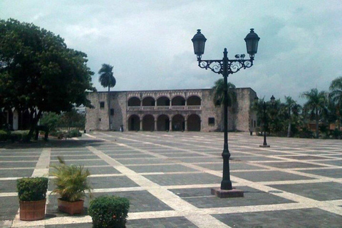 Private: Santo Domingo City Discovery Tour from Puerto Plata