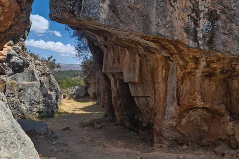 Cusco: Tunnel der Zone X - Tempel des Mondes TourCusco: Tour Zone X - Mondtempel