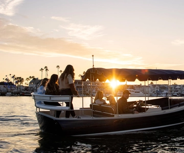 Newport Beach: Electric Boat Rental