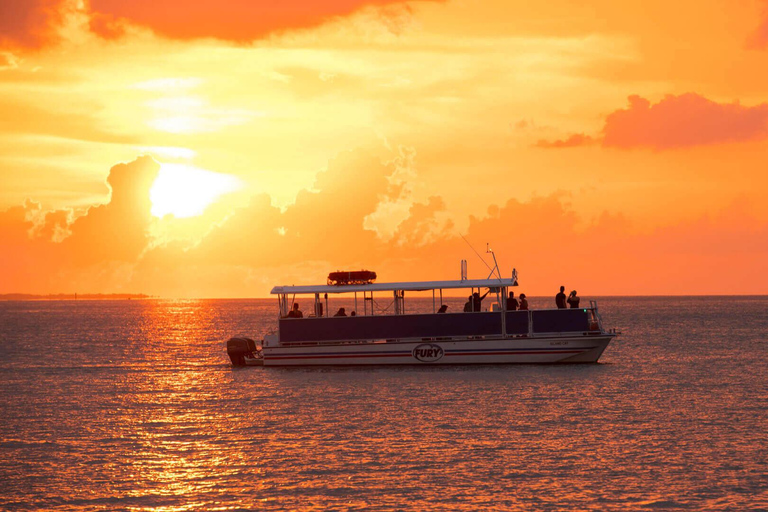 St. Augustine: rejs o zachodzie słońca z szampanemŚw. Augustyn: rejs o zachodzie słońca z szampanem i drinkami