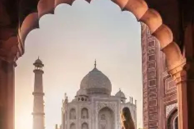 Delhi: Taj mahal & Agra luxury car tour with guide, 5* lunch All inclusive Taj mahal & Agra tour Travel by Vellfire car