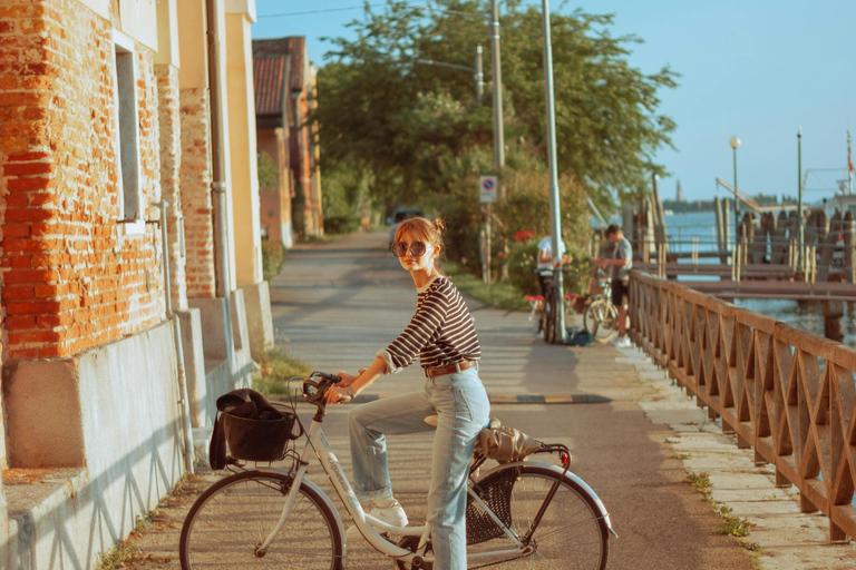 Lido di Venezia: Cycling Between the Sea and the Lagoon