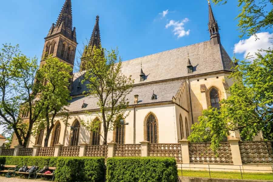 Prag: Audioguide Vyšehrad mit optionalem Ticket für die Basilika. Foto: GetYourGuide