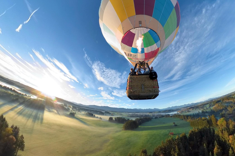 Balloon ride between Munich and the Alps