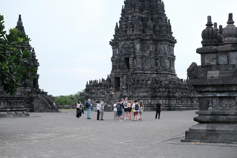 Yogyakarta: Borobudur Yard and Prambanan Temple Tour Guided Tour with Prawirotaman Area Meeting Point No Tickets