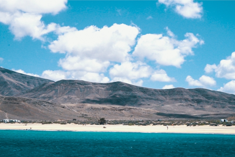Lanzarote: 2-Hour Sunset Cruise Along the Coast with Drink