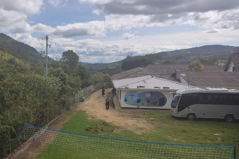 From Popayan: Indigenous Farmers Market in Silvia From Popayan: Indigenous Farmers Market Tour (Bilingual)
