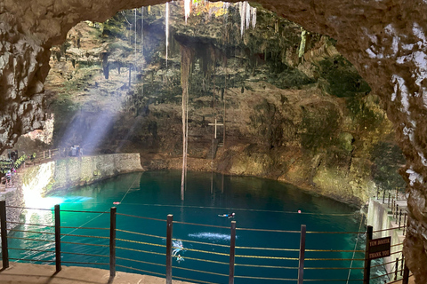 Chichen Itza och Ek Balam-ruinerna + Cenote med lunchAvresa från Tulum