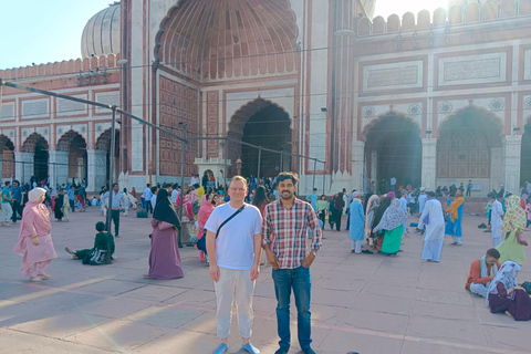 Delhi: Old and New Delhi Private Full or Half-Day Tour Full Day Tour with Guide Only - (Without Car & Driver)