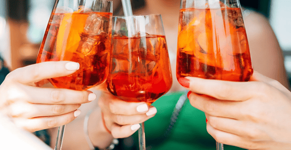 Seville: Sangría and Spritz Cocktail Workshop with Tapas