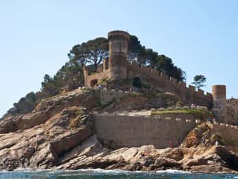 Barcelone : Visite de Besalu, Costa Brava avec Cami de Ronda et villages médiévaux