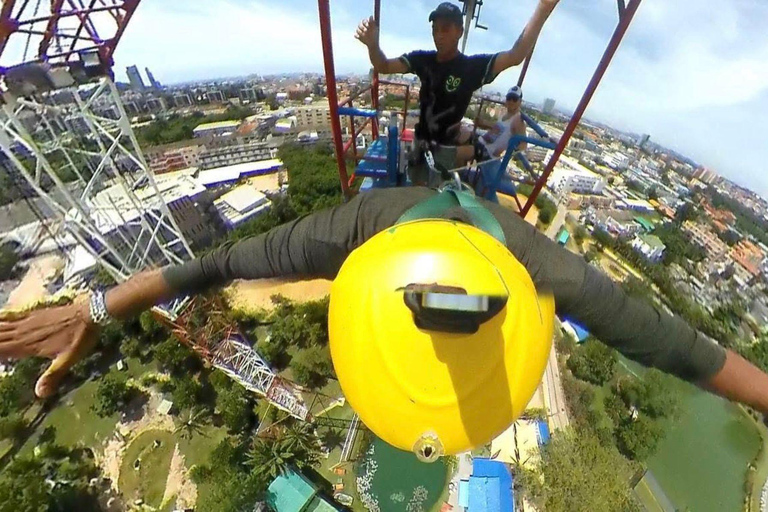 Pattaya: Tallest 60m Bungy Jump in Thailand over the Lake