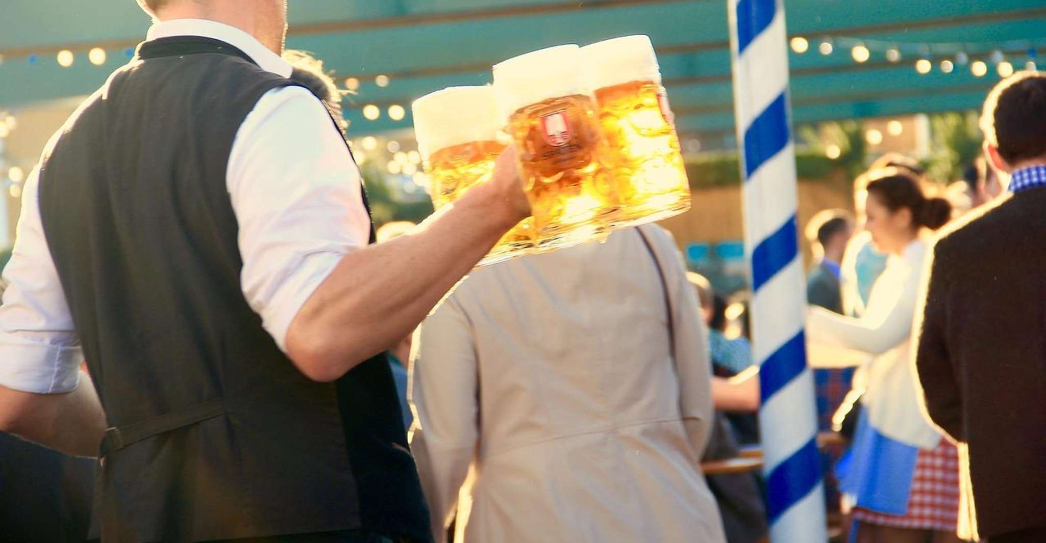 Munich, Oktoberfest Big Beer Tent Evening Table Reservation - Housity