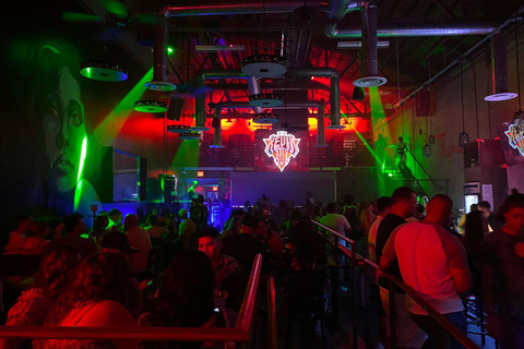 Las Vegas: Night Out at Clubs with Free Drinks and Party Bus Latin Club Crawl