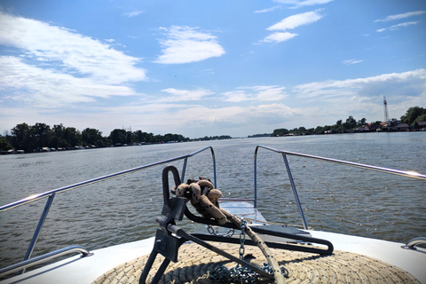 Belgrade: PRIVATE Luxury Boat Cruise on 2 Rivers 2 HOURS Private luxury boat day cruise + FREE DRINKS