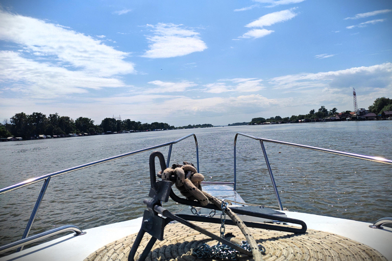 Belgrade: PRIVATE Luxury Boat Cruise on 2 Rivers 2 HOURS Private luxury boat day cruise + FREE DRINKS