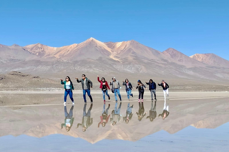 Arequipa: Salinas Lagoon Tour with Breakfast & Hot Springs