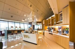 SIN Flughafen Singapur Changi T2 & T3 Ambassador Lounge