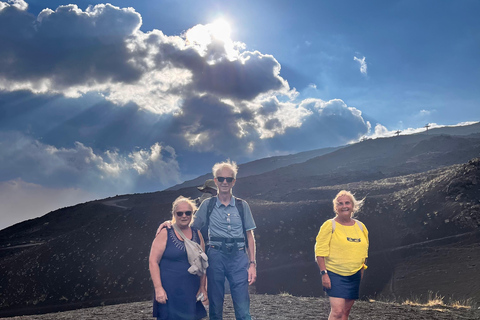 Catânia: Tour guiado ao pôr do sol no Monte EtnaDe Catânia: Tour guiado ao pôr do sol no Monte Etna