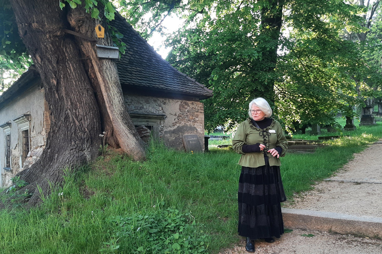 Görlitz: From the Pestacker to the Fall of Man – Guided Tour of St. Nicholas Cemetery