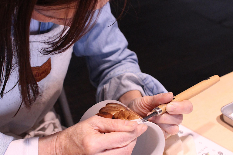 Osaka: Kintsugi Workshop, skönhet i trasigheten
