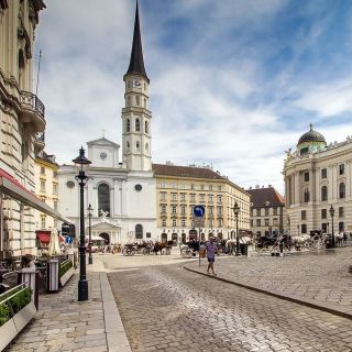 Vienna: Self-Guided Puzzle & Riddle Tour in the City Center