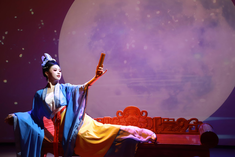 Shanghai: Sheng Palace Banquet with Show, Costumes, & Dinner Regular Seat （Row 2~4）Only Meal