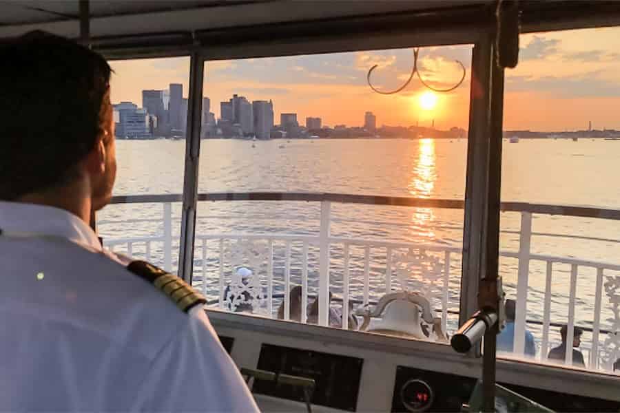 Boston: Boston Harbor Sunset Cruise. Foto: GetYourGuide Boston: Boston Harbor Sunset Cruise. Foto: GetYourGuide