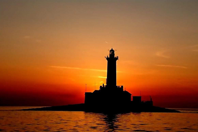 Medulin: 3h Ultra ALL-INCLUSIVE Sunset Dolphin Boat trip 3hours Dolphin Sunset watching with drinks+dinner sandraboat