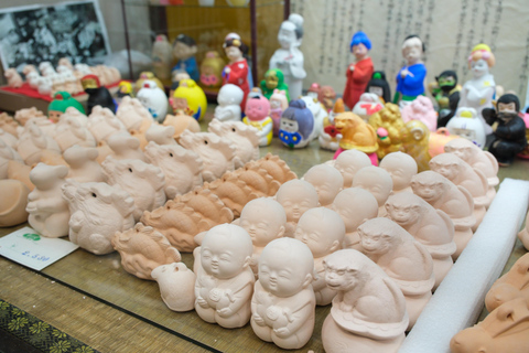 Fukuoka: Hakata Old Town Culture Tour with Craft Workshop