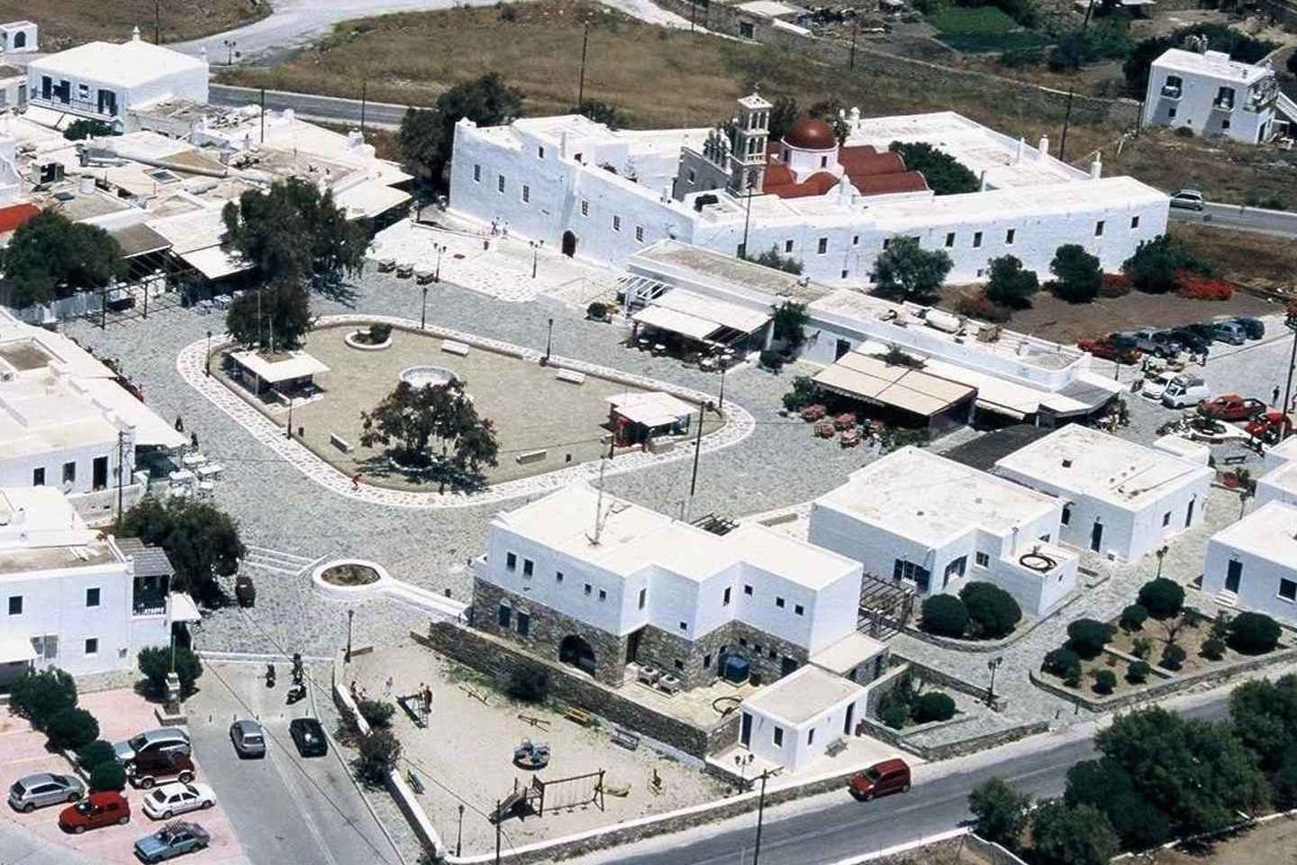 Private Tour with Van and Meal at the Village Highlights