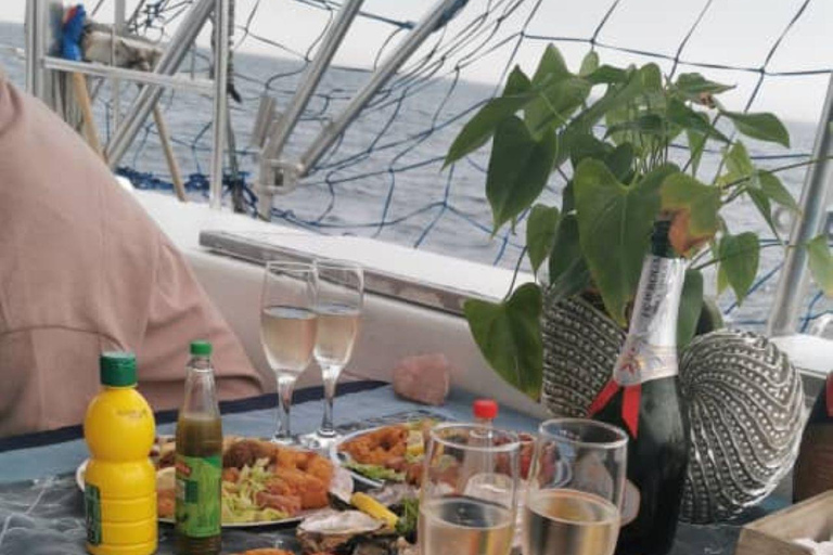 Walvis Bay Marine Cruise & Coastal Discovery