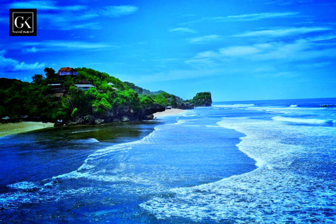Yogyakarta:one day tour of 6 beaches by jeep and boat
