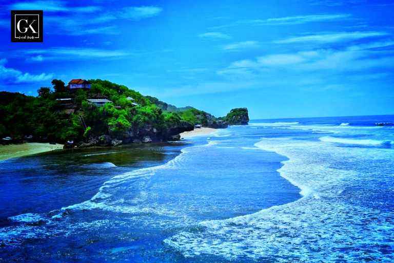 Yogyakarta:one day tour of 6 beaches by jeep and boat