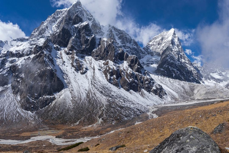 Kathmandu: 5-Day Everest Luxury Trek with Helicopter Ride