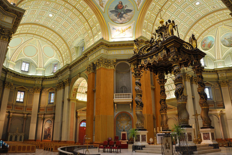 Old Montreal Churches Private Guided Walking Tour 3-hour: Churches, Mary Cathedral & Notre Dame Basilica Tour