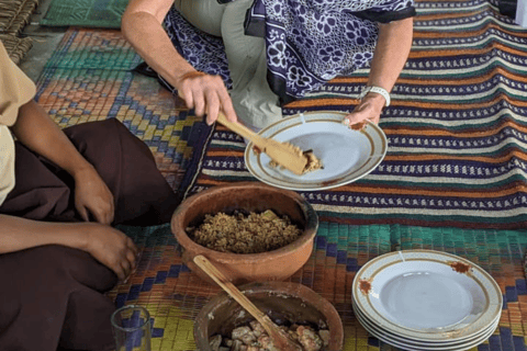 Zanzibar: corso di cucina swahili in una casa localeCon servizio di prelievo in hotel e rientro in taxi privato